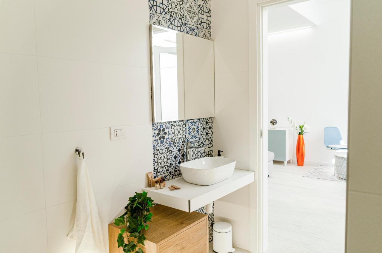 Spa & Relax Aesthetic Apartment 50M Dal Mare Monopoli Exterior foto