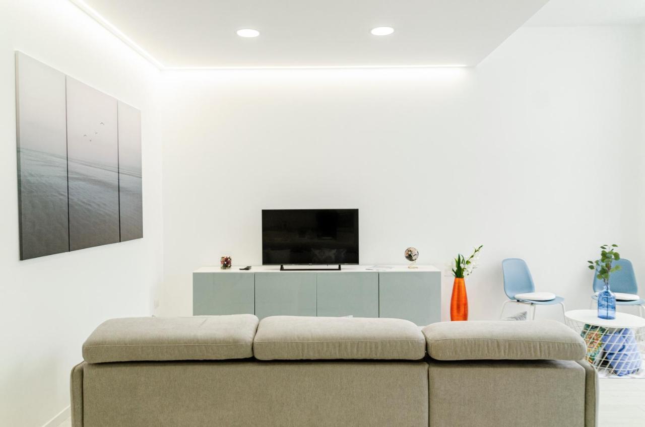Spa & Relax Aesthetic Apartment 50M Dal Mare Monopoli Exterior foto